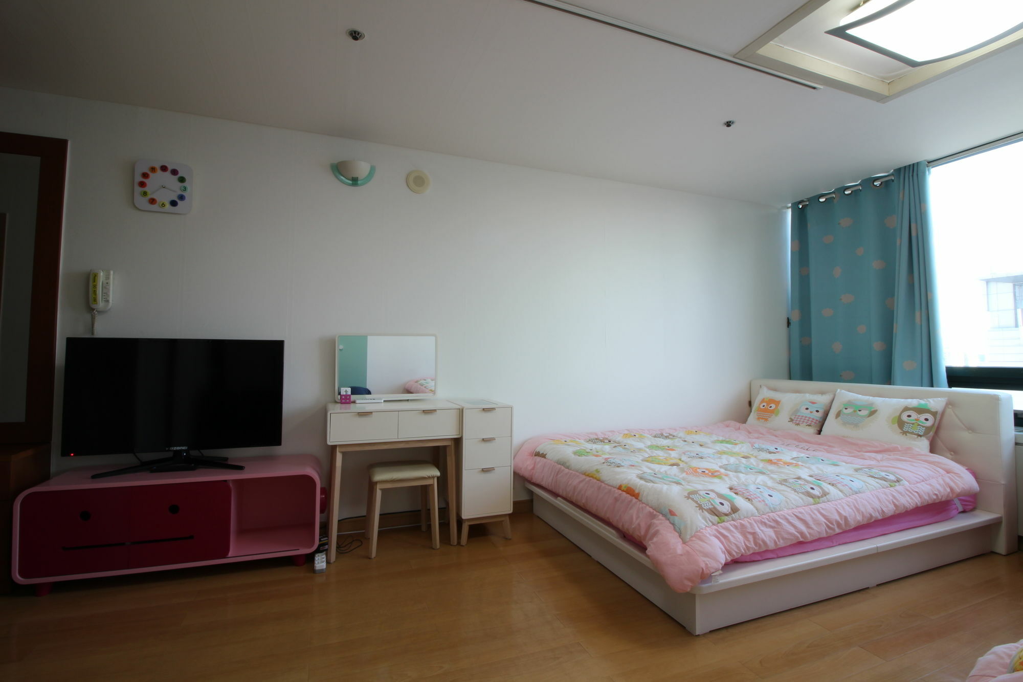 Tei House 2*